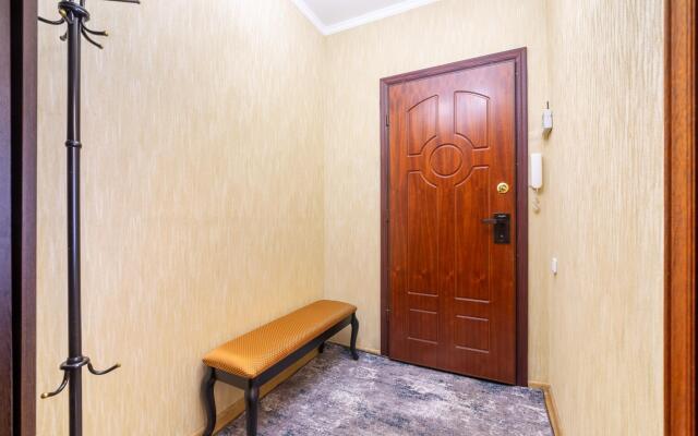 ApartLux on Bolshaya Spasskaya street 8