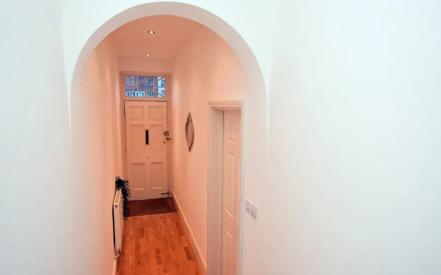 Derby 2 Bed House - University & City