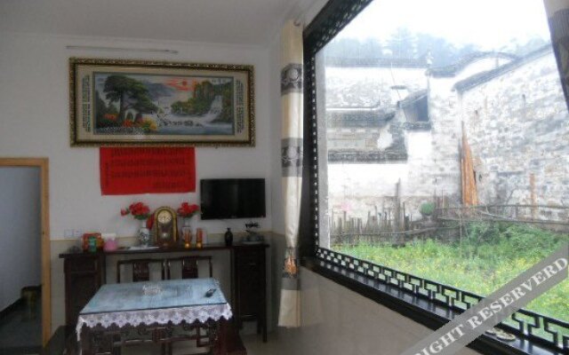 Xiaoquyuanjulou Farmstay