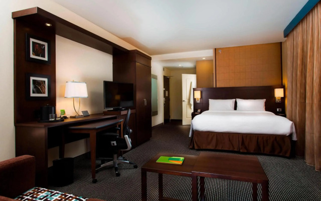 Courtyard by Marriott Montreal Downtown
