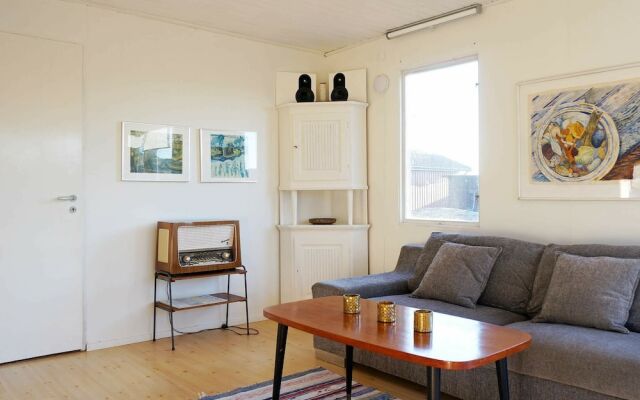 4 Person Holiday Home in Hamburgsund