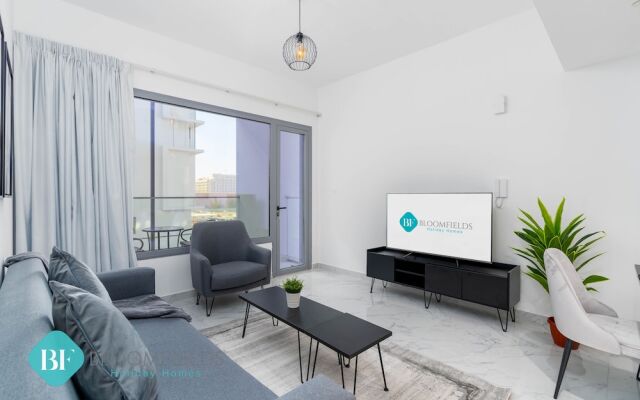 Executive 1 BR in Oasis - 2