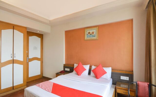 OYO 17243 Hotel Celebration Inn