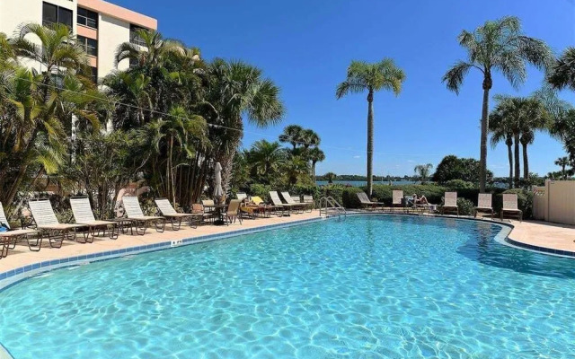 8735 Midnight Pass Road Unit 303b