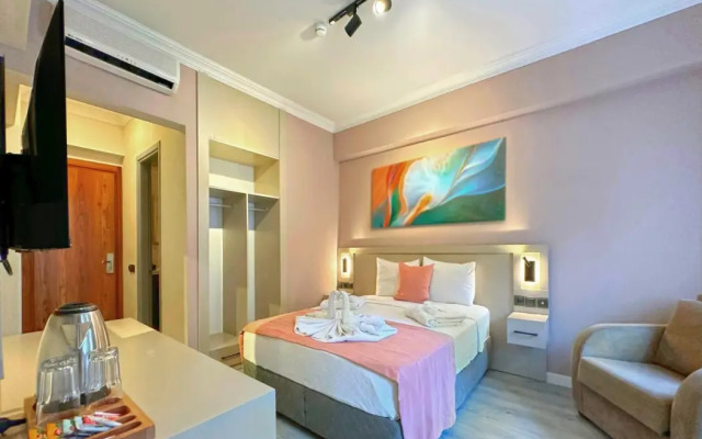 Casa De Levi̇ssi̇ Hotel Oludeni̇z