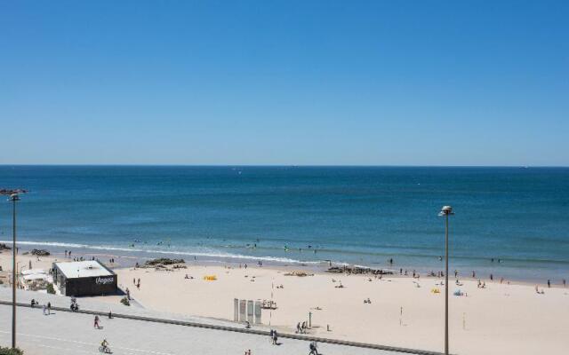 Liiiving in Matosinhos - Sea Beach Apartment