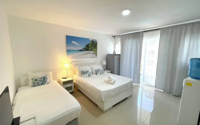 PUNTA CANA Paradise Studios BEACH POOL
