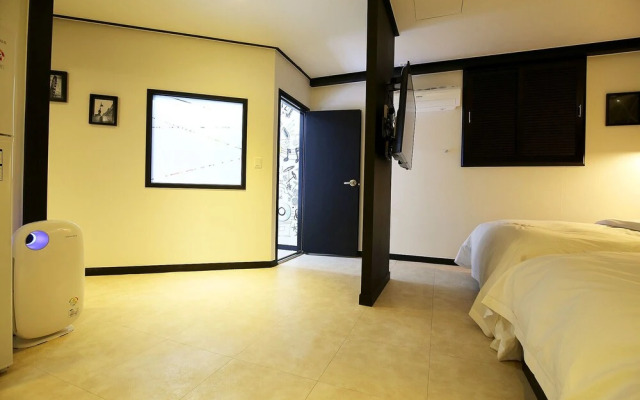 Cheongju Hotel SoL