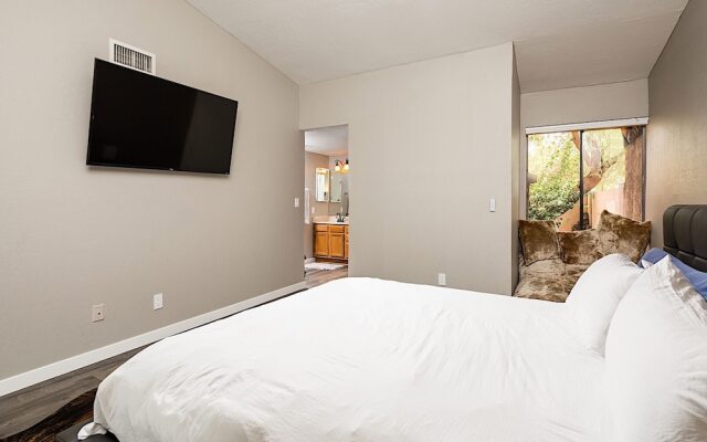 South Scottsdale Townhome - 2 Bedroom