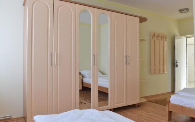 Hostel Mir