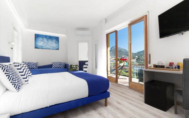 Sirocco Suites