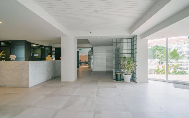 Aqualuz Lagos by The Editory