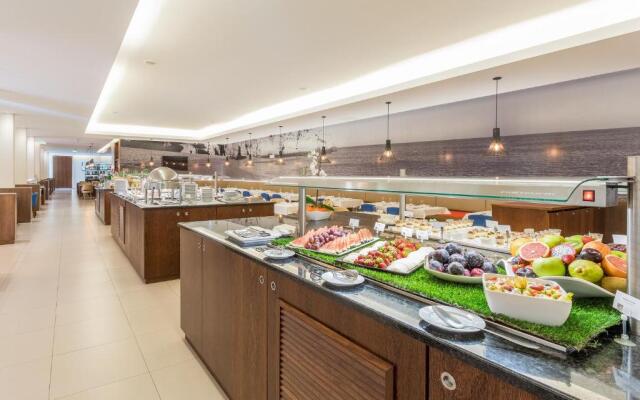 The Westin Salgados Beach Resort, Algarve