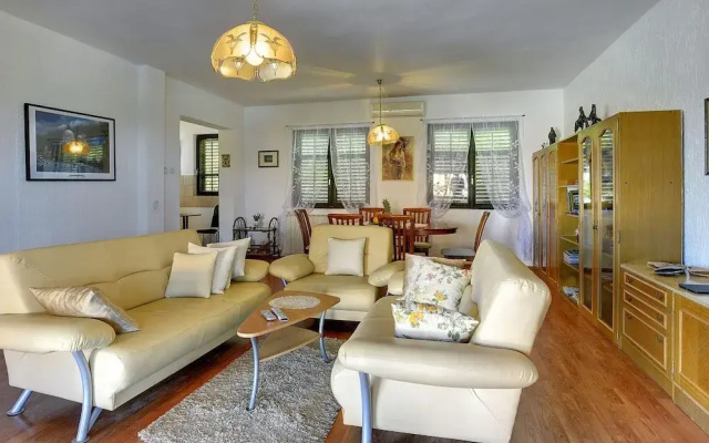 Holiday Home With Swimming Pool, Near the Center