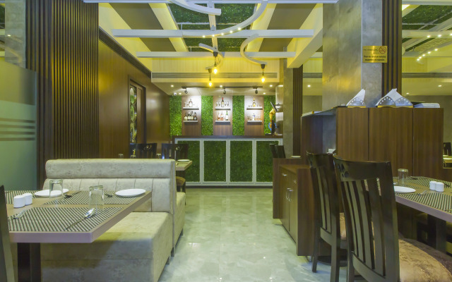 Hotel Metro Palace