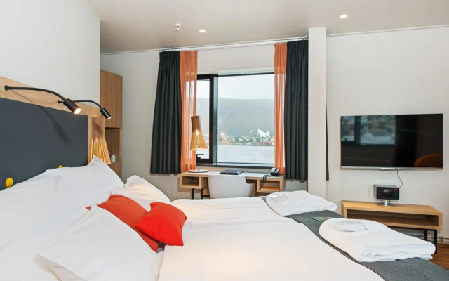 Clarion Hotel The Edge