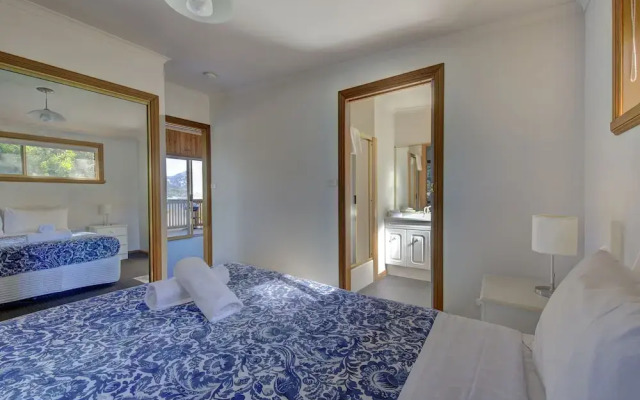 Freycinet Sanctuary 4