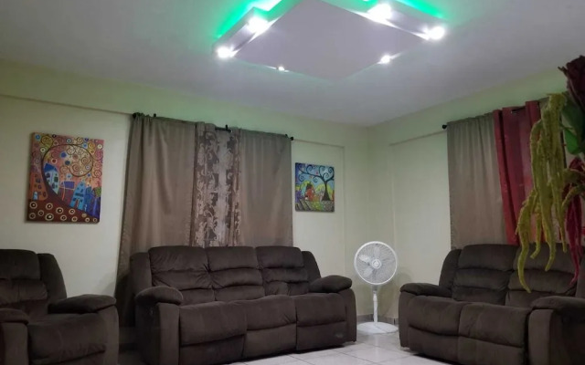 Colinas del Atlantico Vacational House 1st Floor