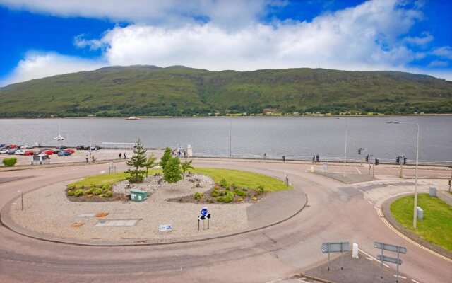 Muthu Fort William Hotel