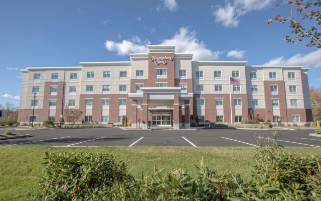 Hampton Inn by Hilton Amesbury