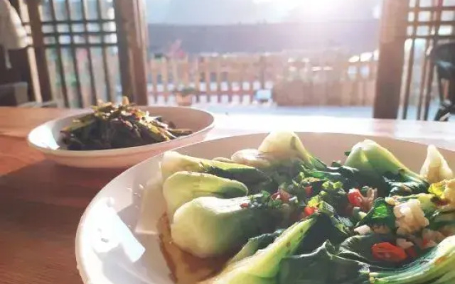 Tianla Bayin Inn