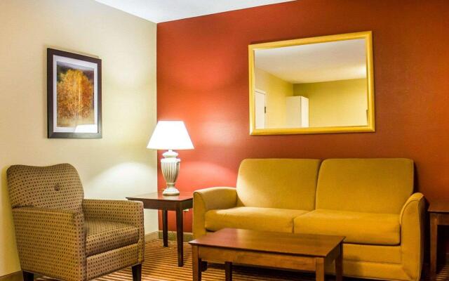 Comfort Inn & Suites