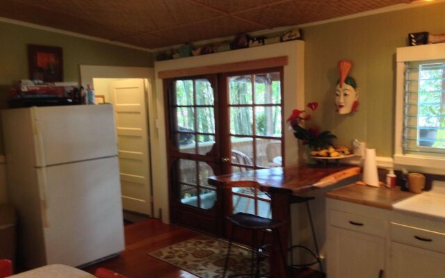 Hilo Bay Hale Bed and Breakfast