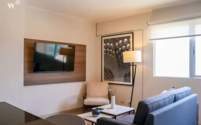 w Outstanding 2BR Duplex With AC in San Isidro