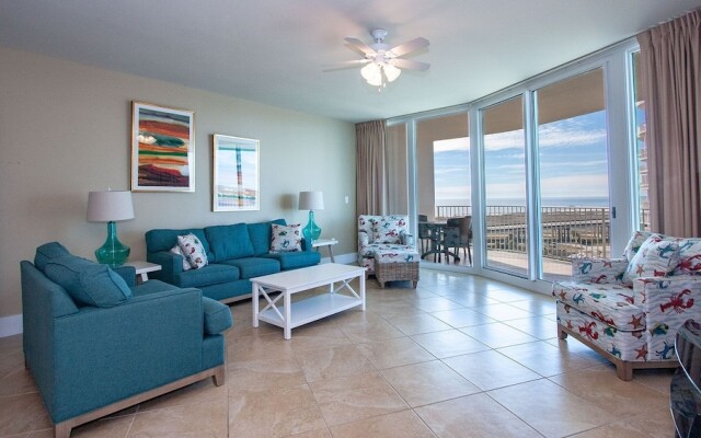 Crc1016 2 Bedroom Condo