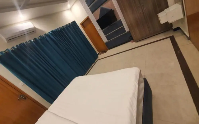 Rose Valet Guest House