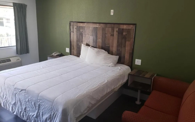 University Inn