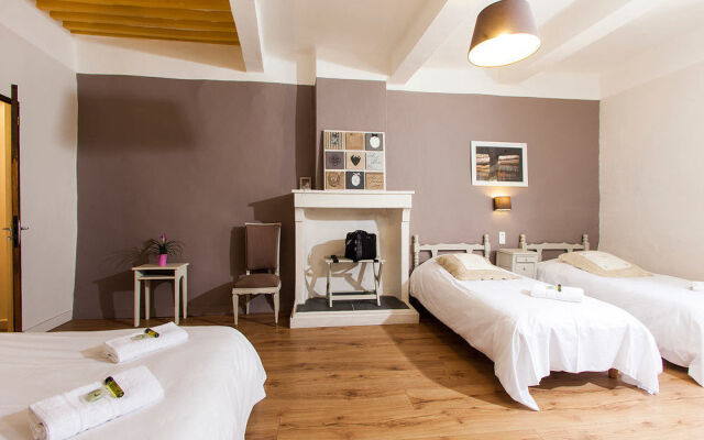 Hôtel Restaurant lArbre de Mai