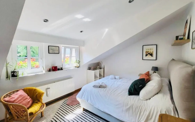 Large 2 bedrooms house with parking