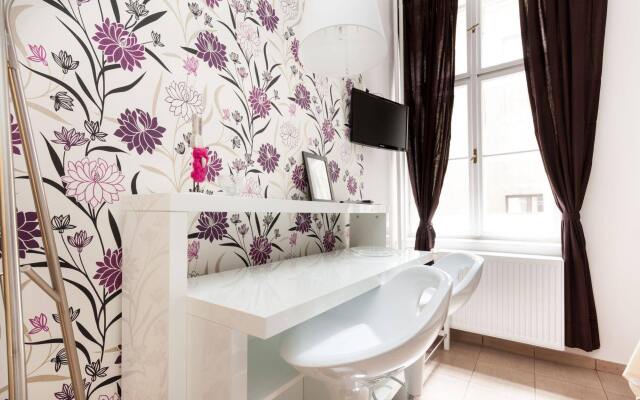 Budapestay Apartments
