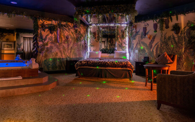 Inn of the Dove Romantic Suites with Jetted Tub & Fireplace