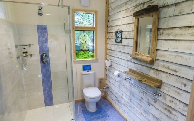 Caradon Lodge