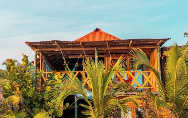 The Mompe Hostal Beach