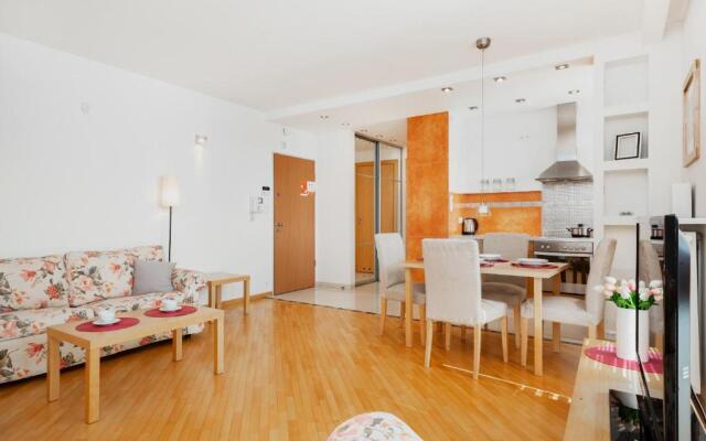 Apartments Warsaw Wilanowska by Renters