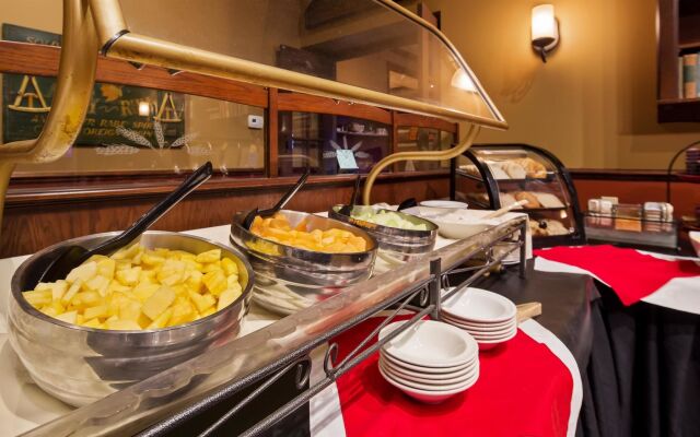 Best Western Parkway Inn & Conference Centre