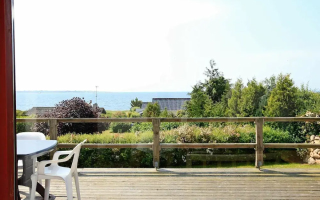 Quaint Holiday Home in Faabord near Sea