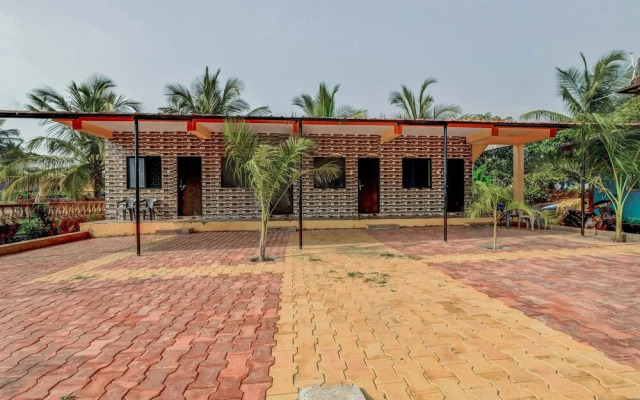 Usha By OYO Rooms