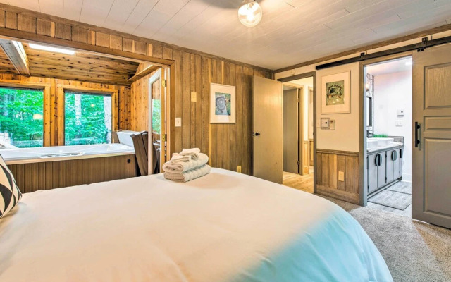 Pet-friendly Pocono Pines Rental w/ Hot Tub!