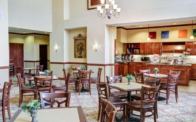 Comfort Suites University Drive