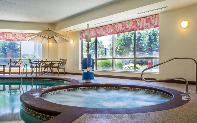 Sleep Inn Amherst - Buffalo North near University