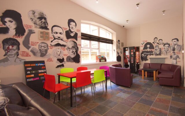 Albatross Hostel