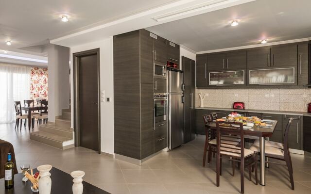 Beautiful Pool Villa for Relaxing Family Holidays