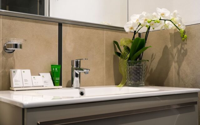 Emerald Green Residence