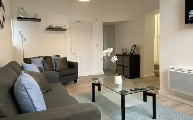 Host Stay Waterfront