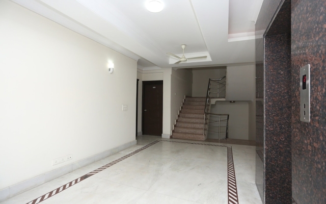 OYO 15822 Ryan Residency