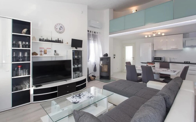 Ivica - With Pool - H